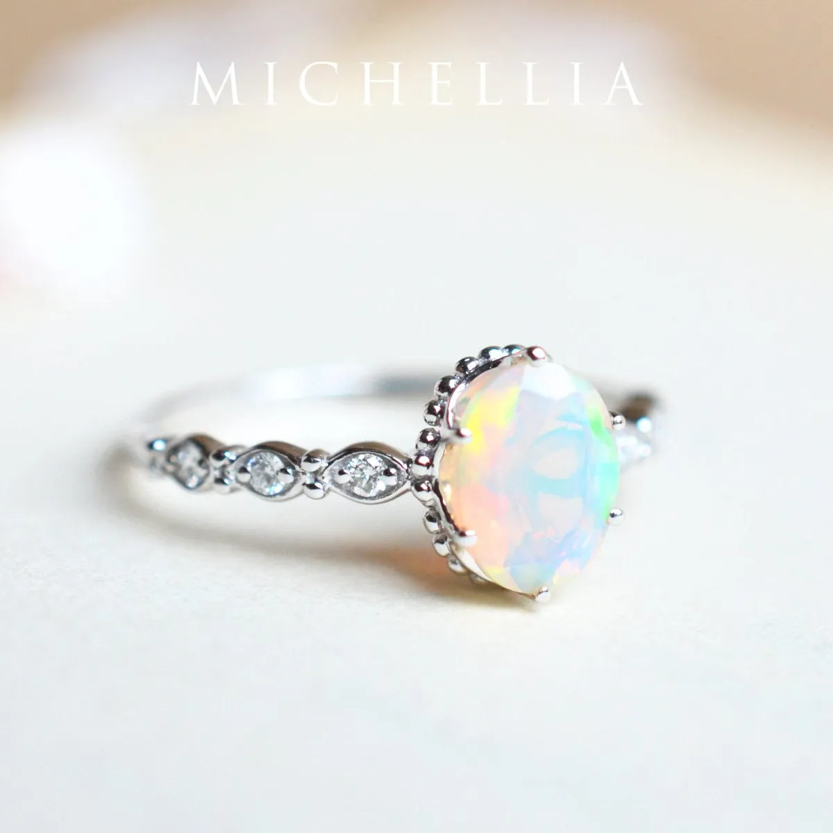 [Evelina] Vintage Classic Crown Oval Engagement Ring in Natural Australian Opal