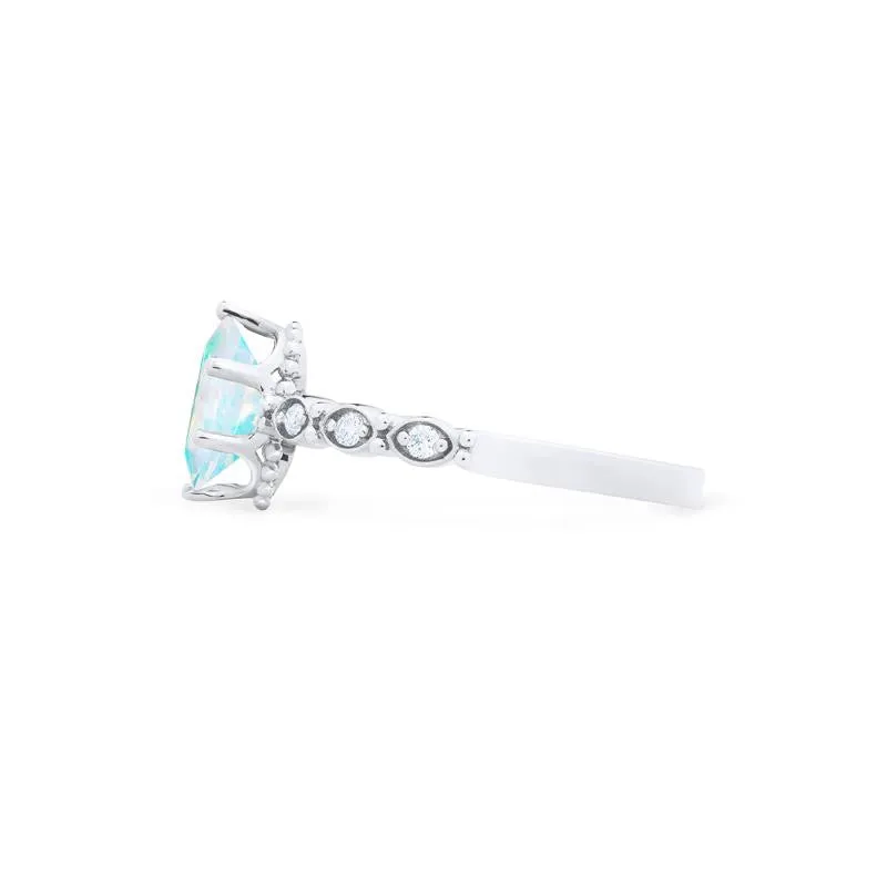 [Evelina] Vintage Classic Crown Oval Engagement Ring in Natural Australian Opal