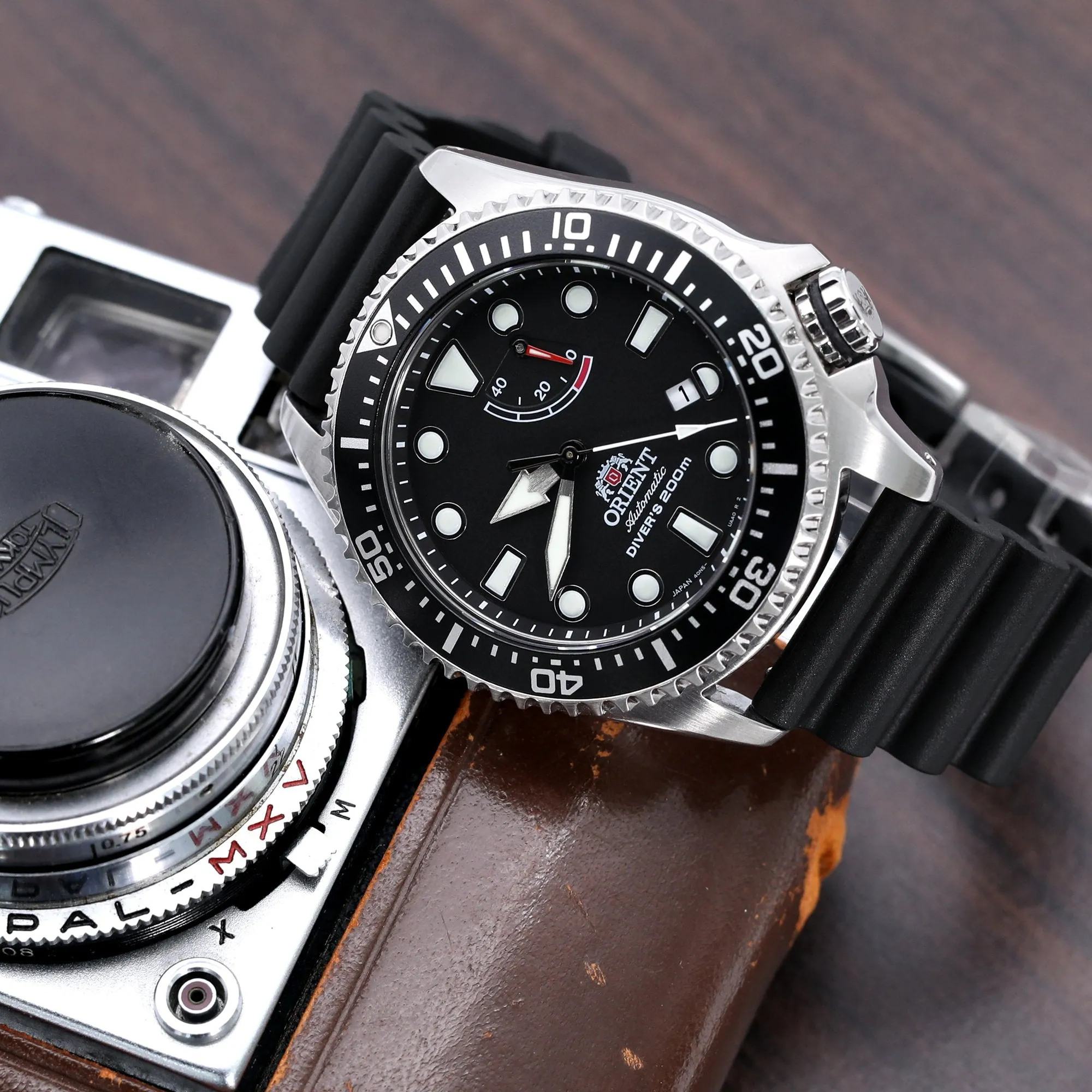 Straight End Black Diver FKM Rubber Quick Release